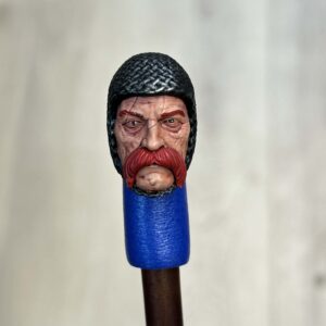 Chainmailed Knight rouge big moustache
